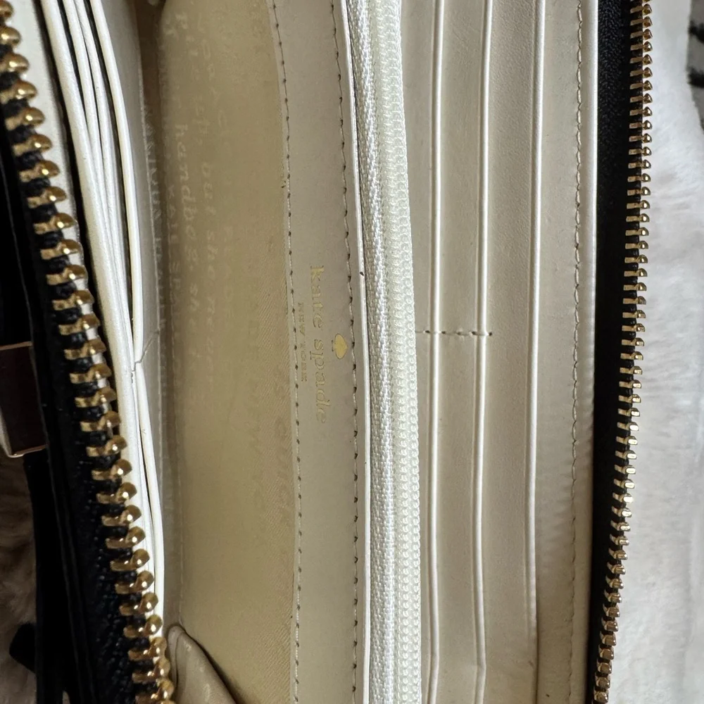 kate spade Black Patent Leather Bow Zip Wallet with Gold Accent